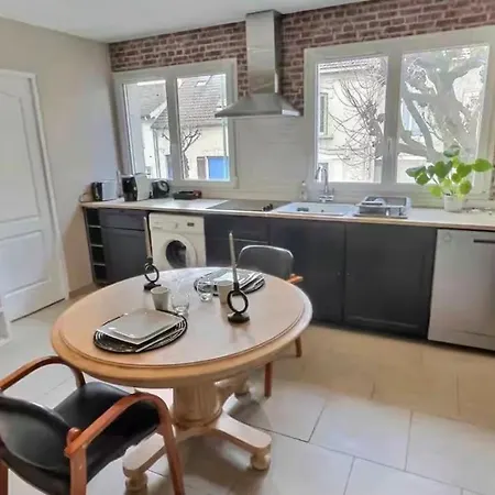 Lumineux 45 M2 Avec Parking Proche Gare Et Centre De Apartman Reims