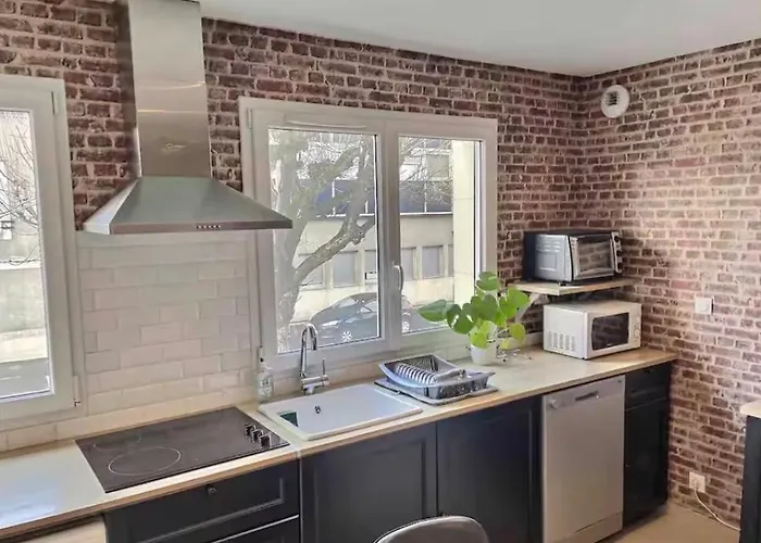 Appartement Lumineux 45 M2 Avec Parking Proche Gare Et Centre De *